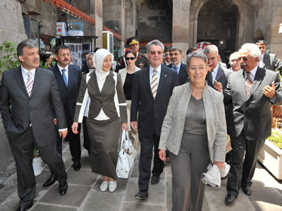 Türkiye ve Avusturya Cumhurbaşkanları Kayseri`de